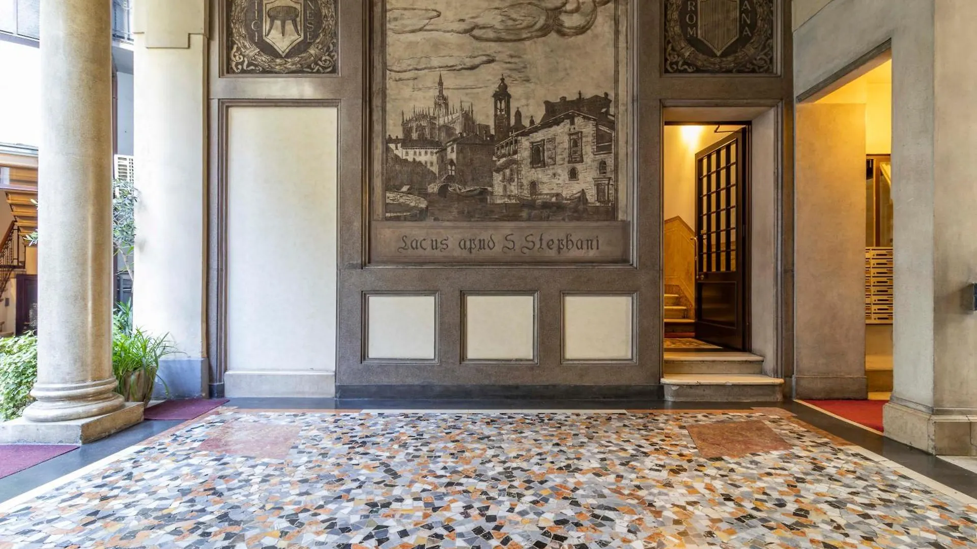 Stradivarius House - Carozzi Apartments Milan 0*,  Italy