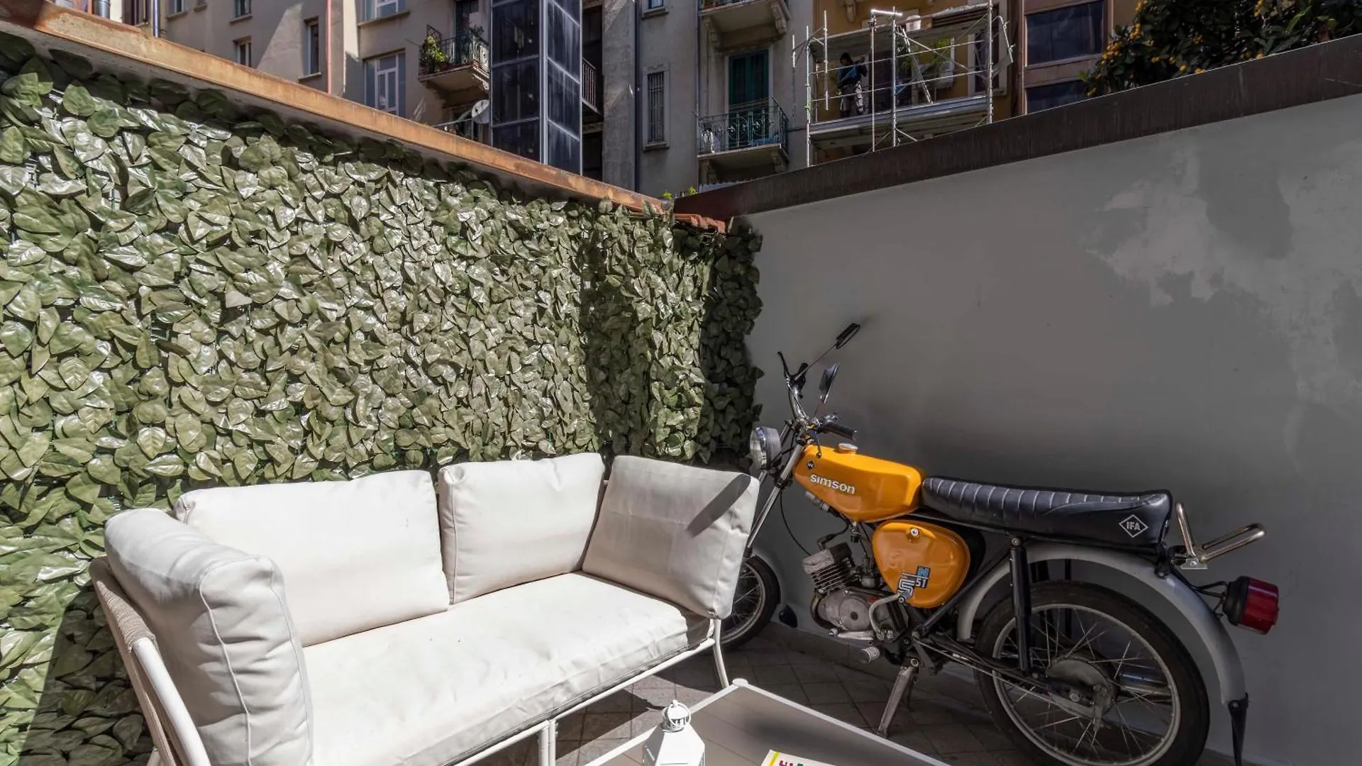 Stradivarius House - Carozzi Apartments Milan 0*,  Italy